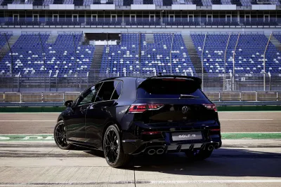 Golf R